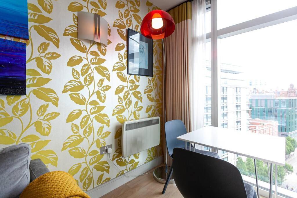 Iconic Luxury Manchester Apartment Exterior foto